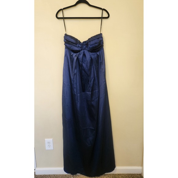 Lulus Dark Blue Satin Strapless Pleated Bust Maxi Gown Dress Medium NWT - Picture 4 of 9